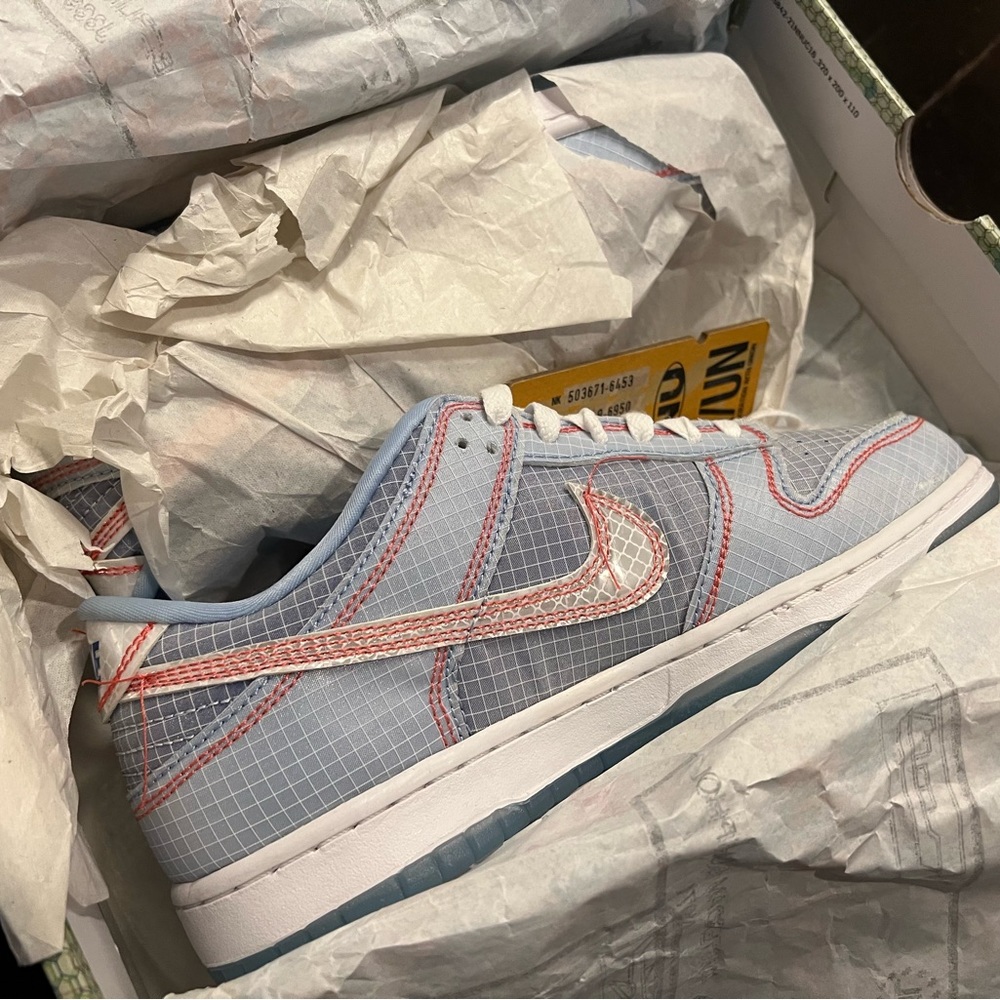 UNION LA X NIKE DUNK LOWS ‘Passport Argon’